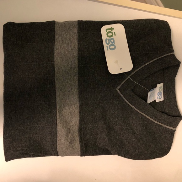 NWT togo Men’s V-Neck Grey Sweater Size - Medium - Picture 4 of 5